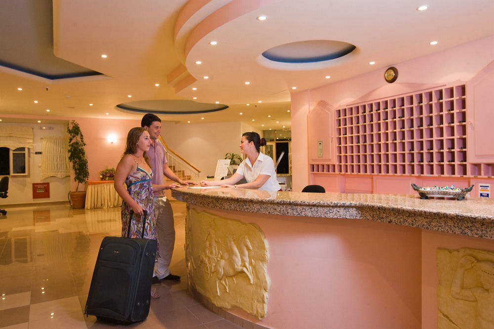 Hara Ilios Village Hotel 4*